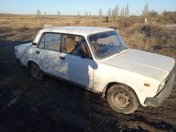 Авто ВАЗ 2107 1984 № 8556766