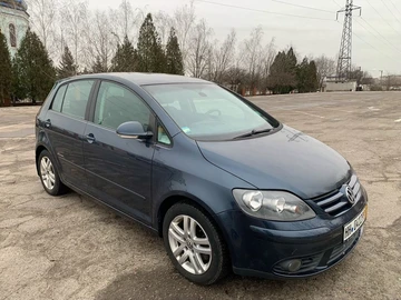 Авто Volkswagen Golf Plus 2008 № 8556803