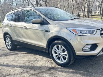 Авто Ford Escape 2018 № 8556994