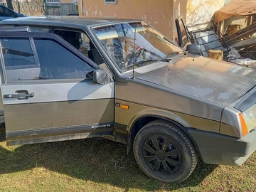 Авто ВАЗ 2109 1991 № 8557063