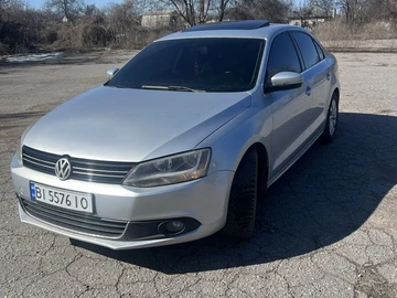 Авто Volkswagen Jetta 2014 № 8557300