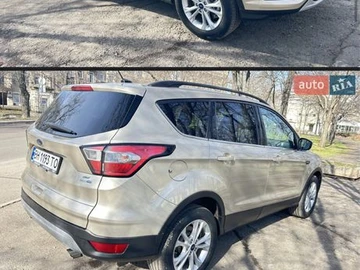 Авто Ford Escape 2018 № 8557395