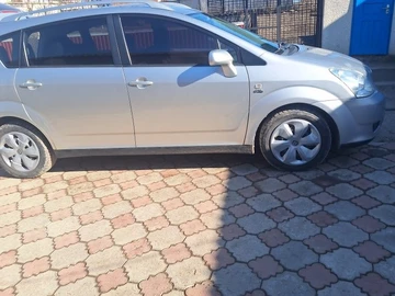 Авто Toyota Corolla Verso 2005 № 8557631