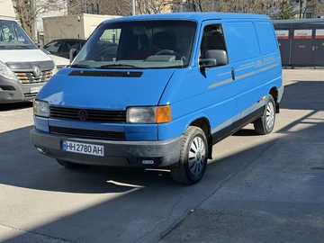 Авто Volkswagen Transporter 1993 № 8557633