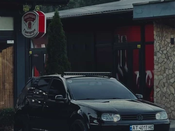 Авто Volkswagen Golf 2000 № 8557666