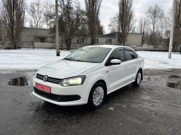 Авто Volkswagen Polo 2011 № 8557726