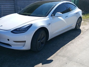 Авто Tesla Model 3 2019 № 8557748