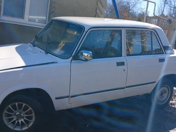 Авто ВАЗ 2107 1991 № 8557756