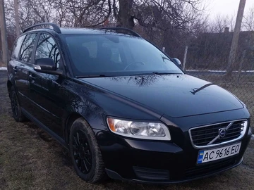 Авто Volvo V50 2010 № 8557769