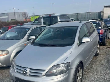 Авто Volkswagen Golf Plus 2008 № 8558004
