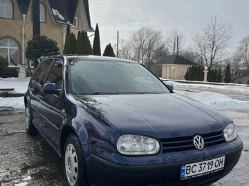 Авто Volkswagen Golf 1999 № 8558010