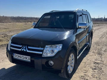 Авто Mitsubishi Pajero 2010 № 8558019