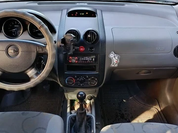 Авто Chevrolet Aveo 2005 № 8558022