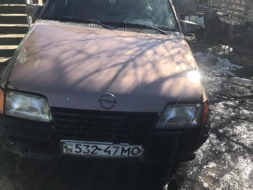 Авто Opel Kadett 1986 № 8558340