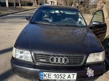 Авто Audi Quattro 1996 № 8558390