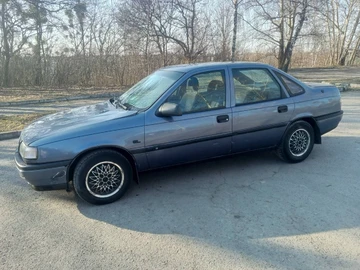 Авто Opel Vectra 1995 № 8558546