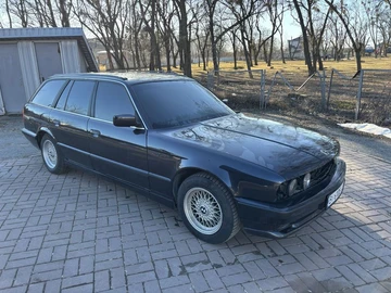 Авто BMW 5 Серия 1992 № 8558886