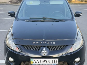 Авто Mitsubishi Grandis 2008 № 8558903