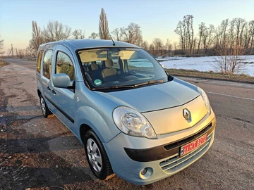 Авто Renault Kangoo Passenger 2012 № 8559110
