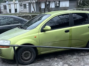 Авто Chevrolet Aveo 2005 № 8559164