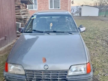 Авто Opel Kadett 1986 № 8559171
