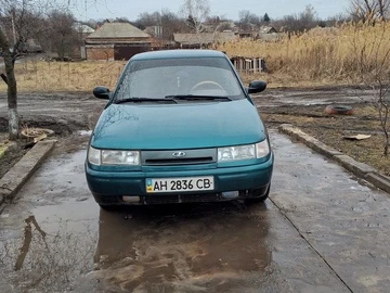 Авто ВАЗ 2110 1999 № 8559219