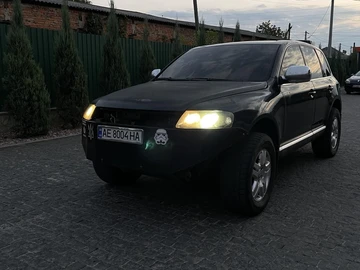 Авто Volkswagen Touareg 2005 № 8559271