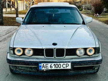 Авто BMW 7 Серия 1990 № 8559351