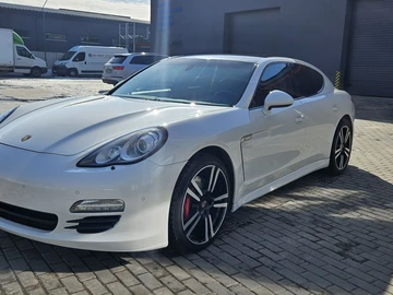 Авто Porsche Panamera 2012 № 8559366