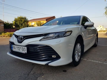 Авто Toyota Camry 2018 № 8559392