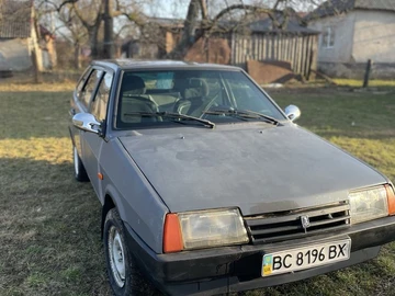 Авто ВАЗ 2109 1995 № 8559393