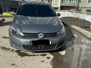 Авто Volkswagen Golf 2010 № 8559410