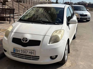 Авто Toyota Yaris 2007 № 8559694
