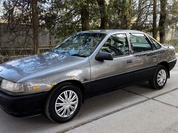 Авто Opel Vectra 1989 № 8559861