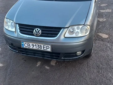 Авто Volkswagen Touran 2005 № 8559905