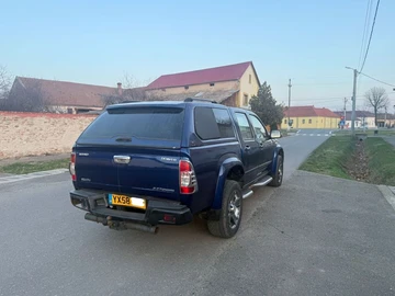 Авто Isuzu D-Max 2009 № 8560017