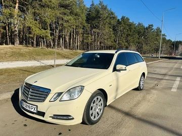Авто Mercedes 220 2011 № 8560042