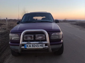 Авто Ford Explorer 1997 № 8560124