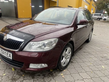 Авто Skoda Octavia 2010 № 8560251