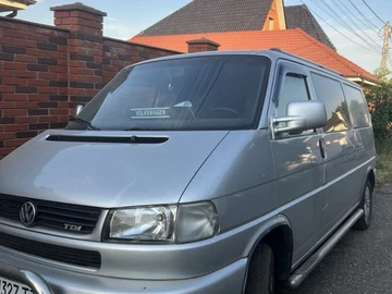 Авто Volkswagen Transporter 2003 № 8560331
