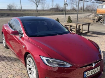 Авто Tesla Model S 2018 № 8560622