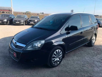 Авто Opel Zafira 2010 № 8560693