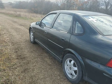 Авто Opel Vectra 2000 № 8560720
