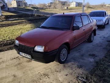 Авто Opel Kadett 1987 № 8560925