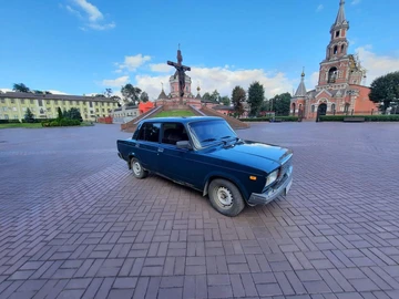 Авто ВАЗ 2107 2007 № 8561099