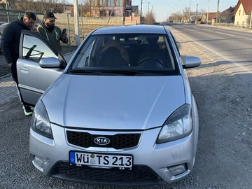 Авто KIA Rio Pride  2011 № 8561394