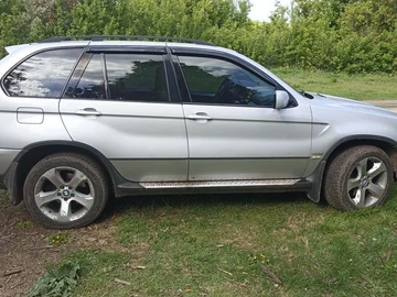 Авто BMW 5 Серия 2002 № 8561415