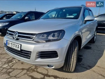 Авто Volkswagen Touareg 2013 № 8561428