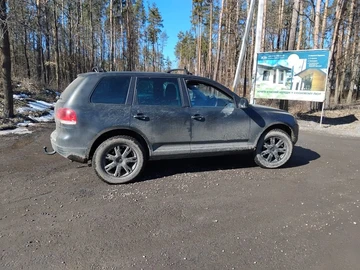 Авто Volkswagen Touareg 2006 № 8561463