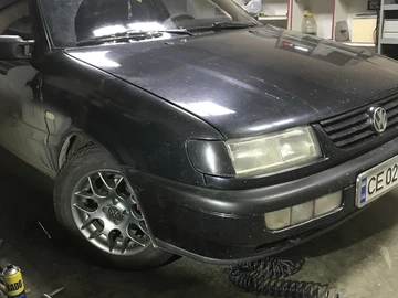 Авто Volkswagen Passat Sedan 1994 № 8561482